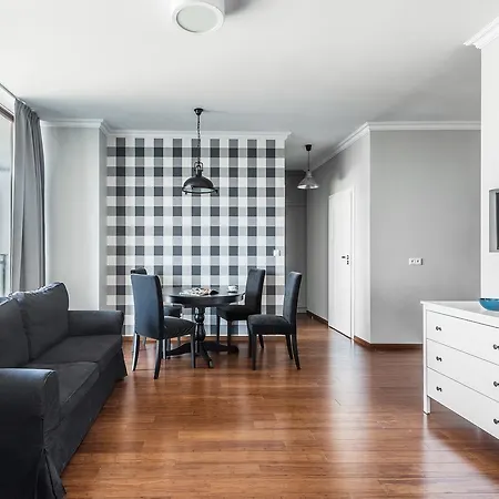 Triton Park * Varşova