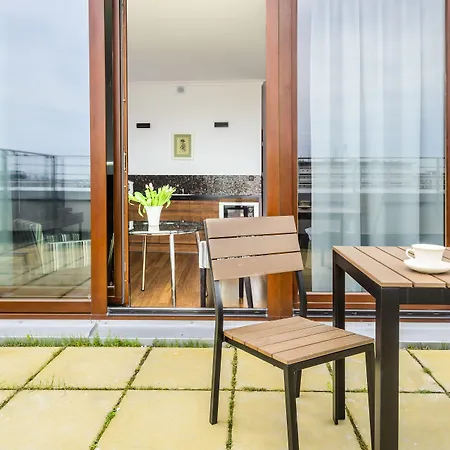 特里同公园公寓 华沙