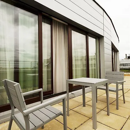 特里同公园公寓 华沙