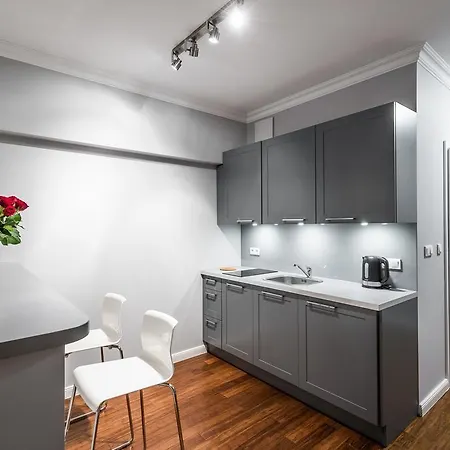 Triton Park Apartment *