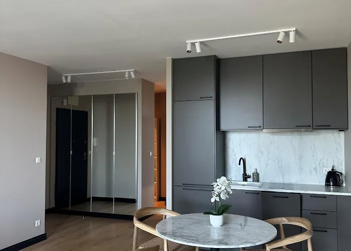 Triton Park Apartment *