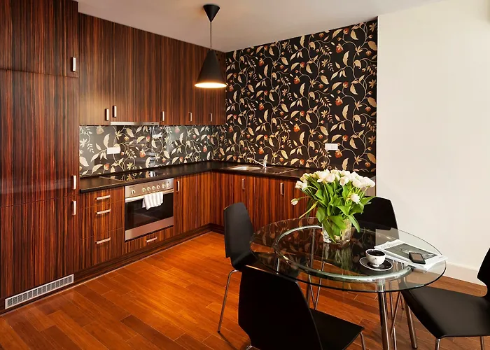 Triton Park Apartment *